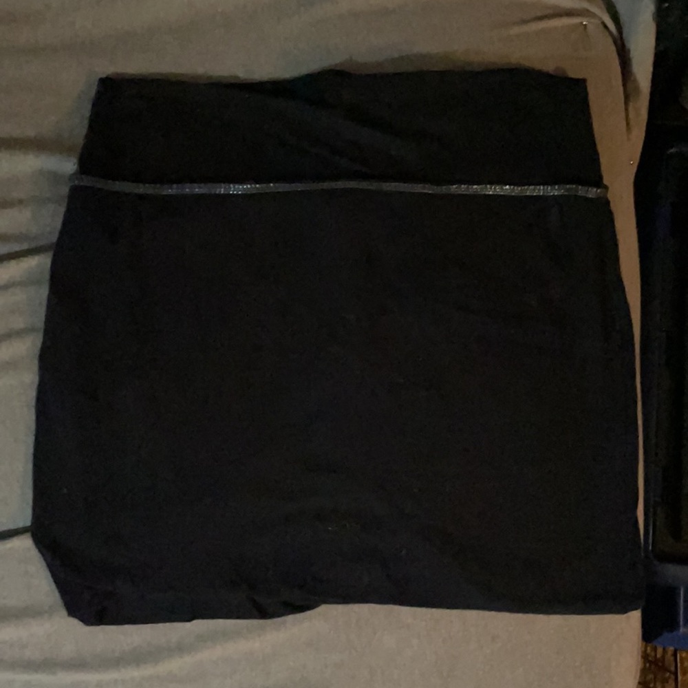 Size medium mini pencil skirt from Delias. Worn around 3-4 times